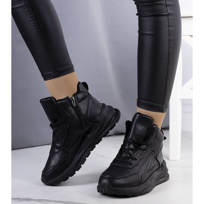 Tenisi izolați negri de la Tasma negru 1