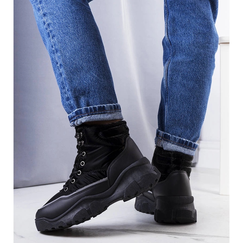 Cizme izolate negre de la Rimu negru 1