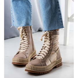 Cizme izolate bej de la Hamina 1