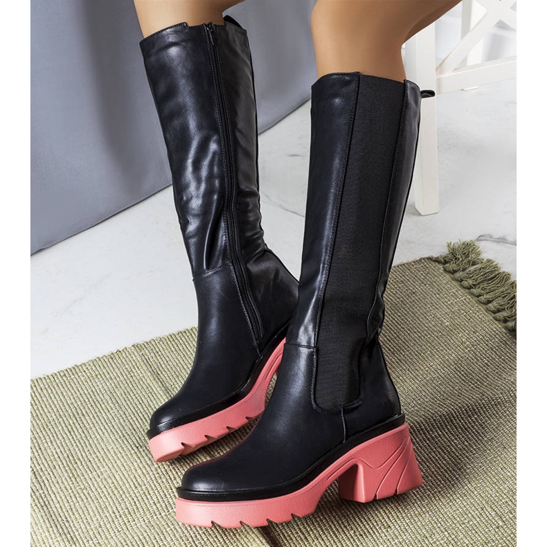 BM Cizme negre cu talpa roz de la Charla negru 1 BM Cizme negre cu talpa roz de la Charla negru 1