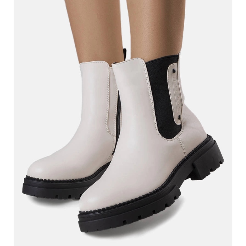 Cizme izolate crem de la Caron bej 1