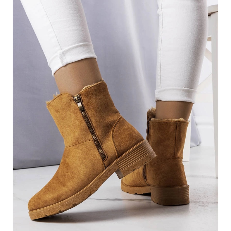 Cizme izolate maro Salona 1