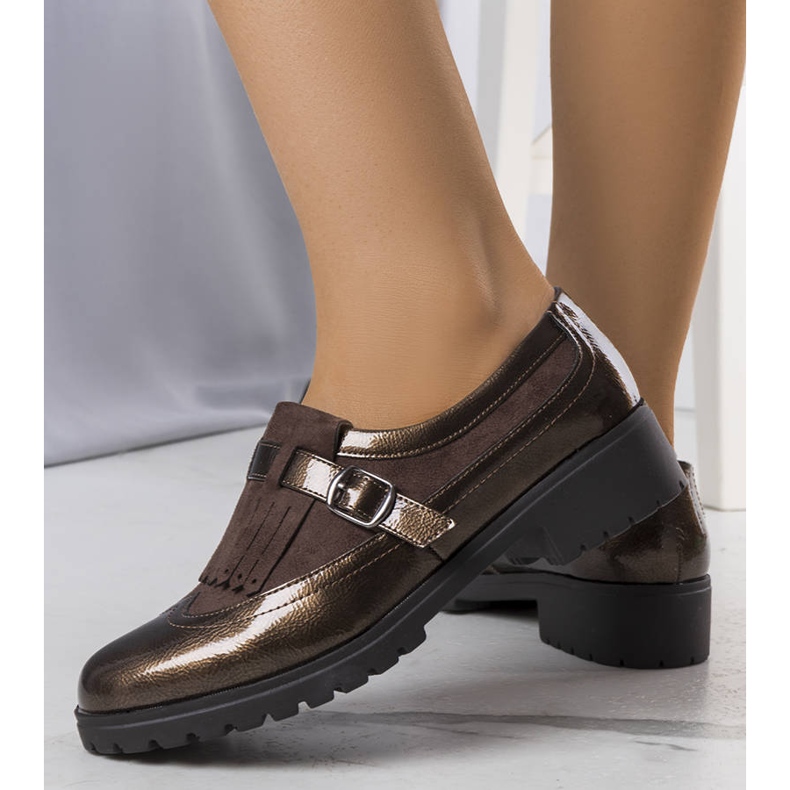 PA1 Pantofi maro din piele lacuita de la Eliers 1