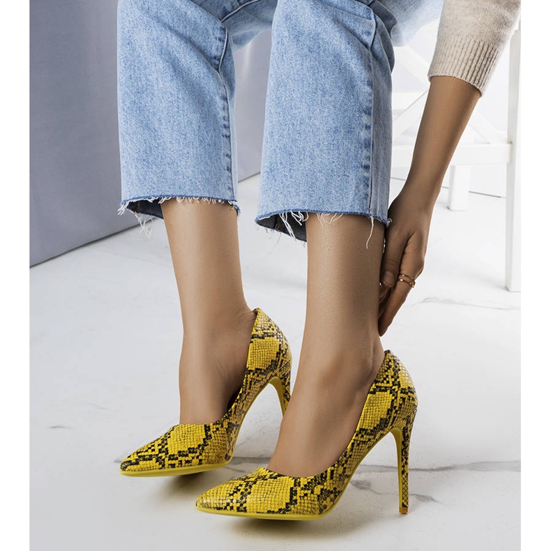 BM Tocuri Jasiah galbene 1