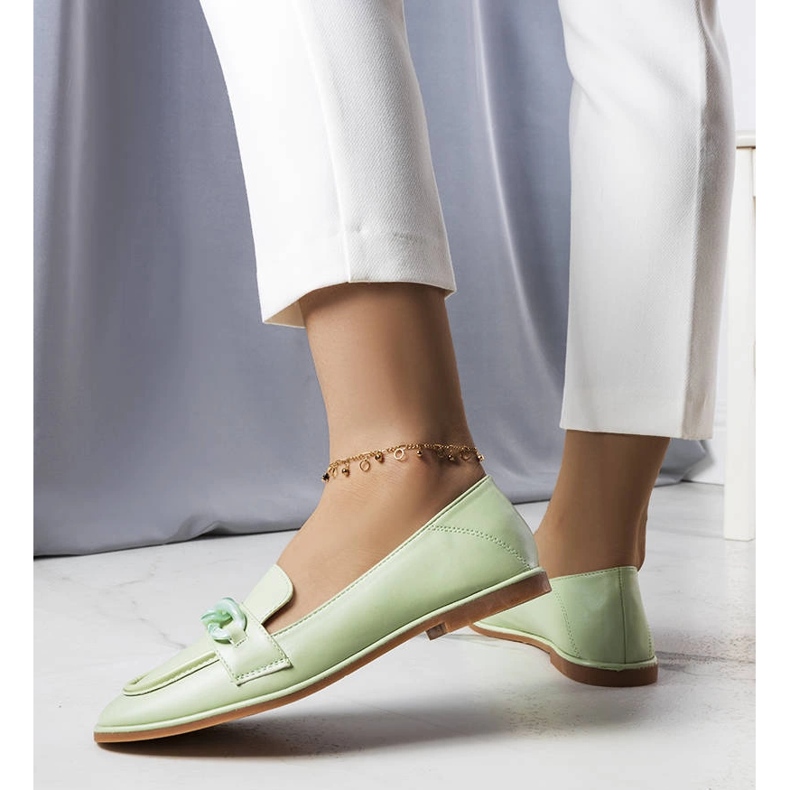 Mocasini verzi împodobiți cu lanț Bobbie verde 1