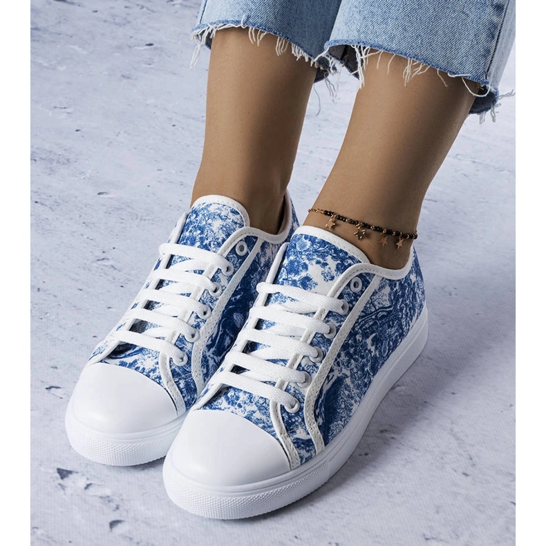 Tenisi din material textil alb și albastru de la Aucoin 1