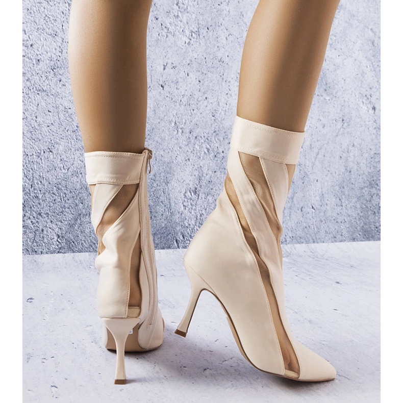 Cizme bej cu inserții transparente de la Jay 1