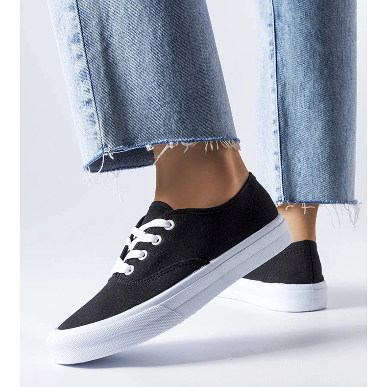 Tenisi Fantina din material negru 1