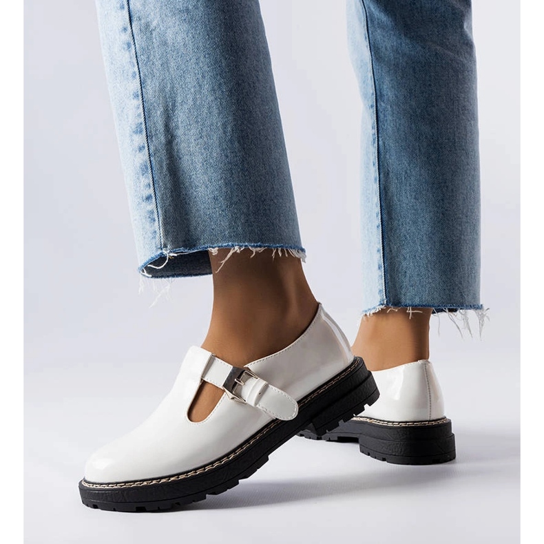 Pantofi lacuiti alb Vaden 1