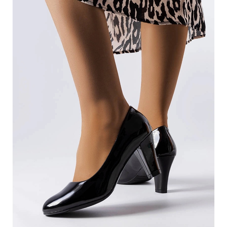 Pompi Burkett din piele lacuita neagra negru 1