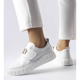 Adidasi Vinceza albi cu velcro 1