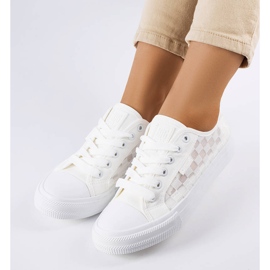 Tenisi Big Star LL274071 din plasă albă 1