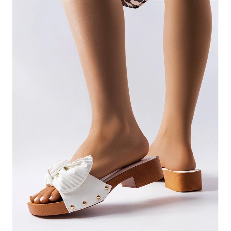 Glisori albi Rochefort cu toc jos 1