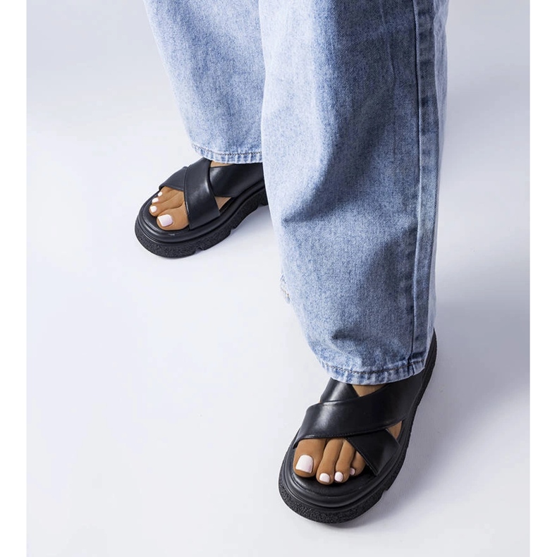 Sandale negre cu platformă de la Oakway negru 1