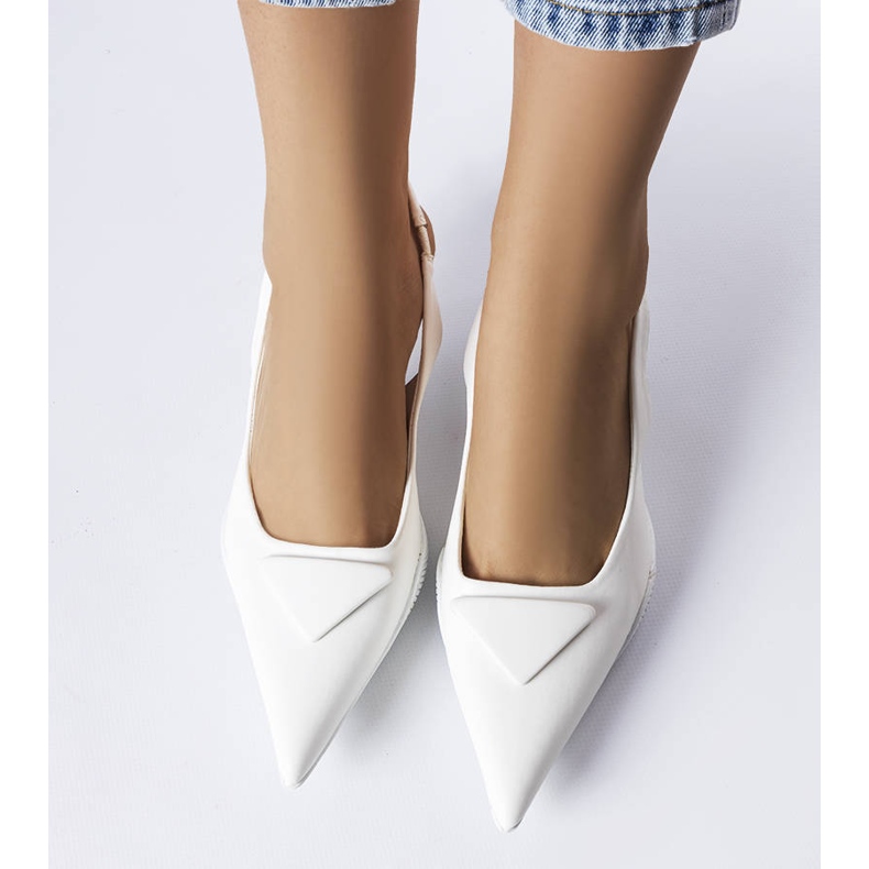 Sandale albe cu toc mic Labonté 1