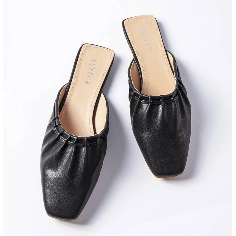 Sandale negre cu volane de la Aasiaat negru 1