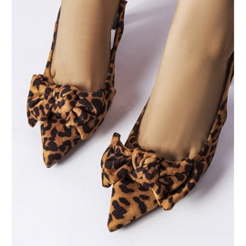 Tocuri cu imprimeu leopard cu fundita de la Olengo maro 1