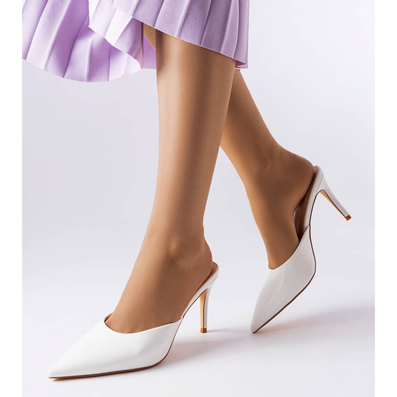 Scurgantor tocuri stiletto albe 1