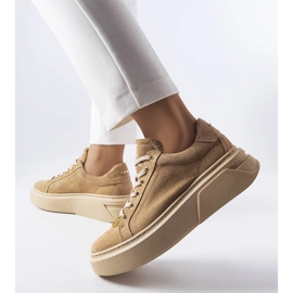 Pantofi Karino bej din piele intoarsa 1