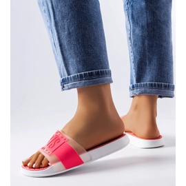 Papuci de cauciuc roz de la Paris 1