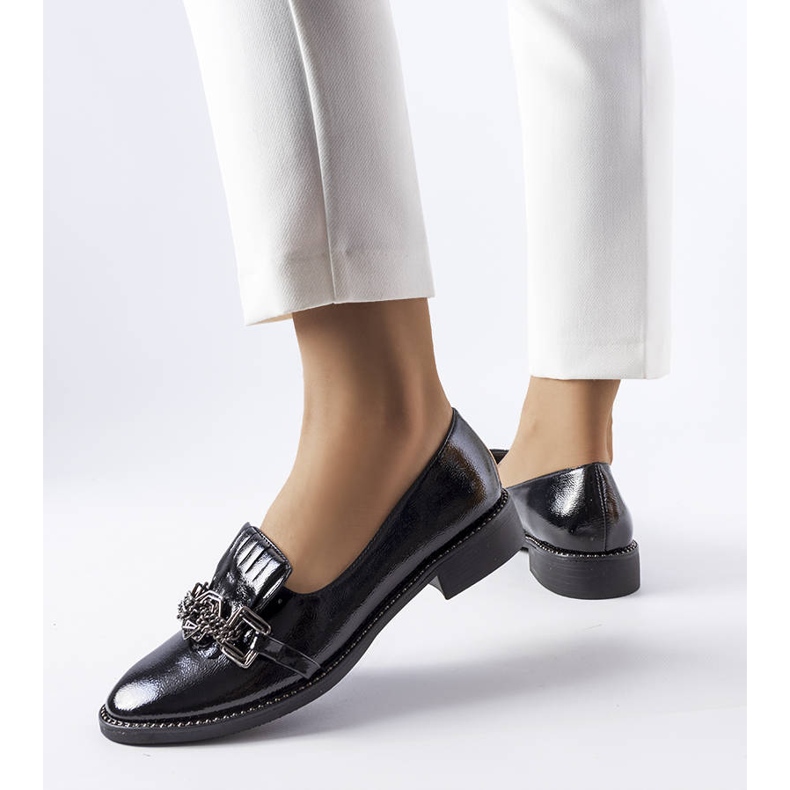 Pantofi lacuiti negru butternut 1