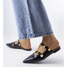 Sandale negre cu vârf ascuțit de la Ruckman negru 1