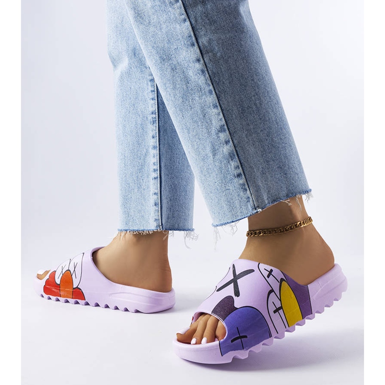Papuci mov cu imprimeuri violet 2