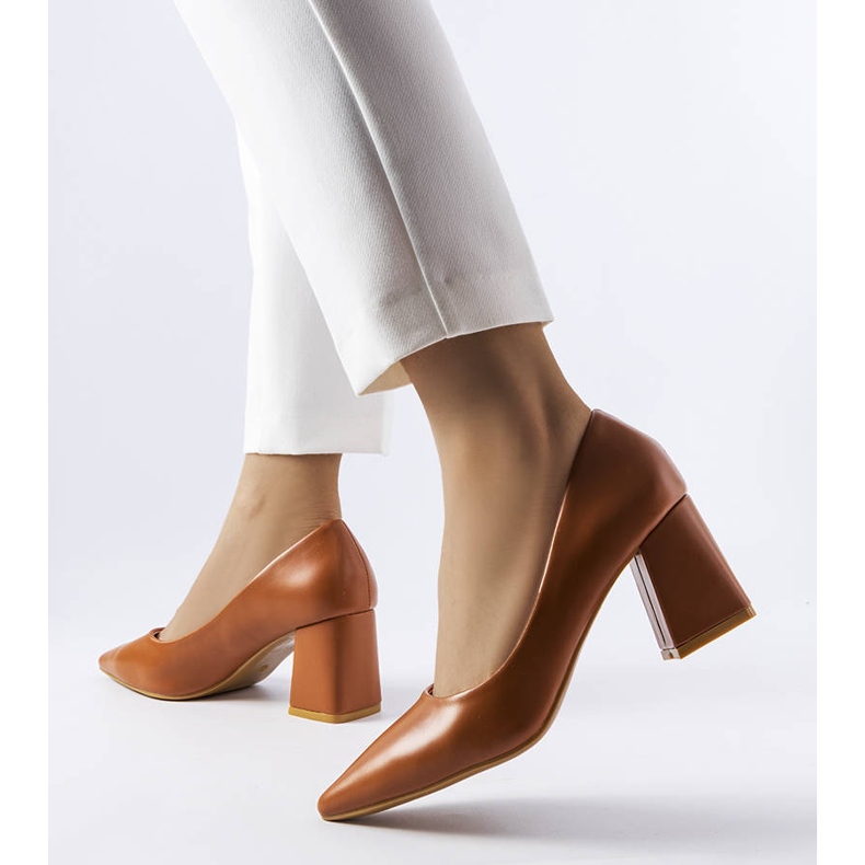 Pompe Fanchon maro cu toc înalt 1