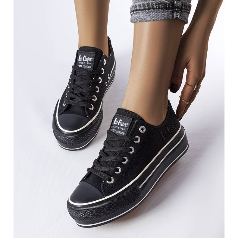 Tenisi negri Lee Cooper LCW-22-31-0843L negru 1
