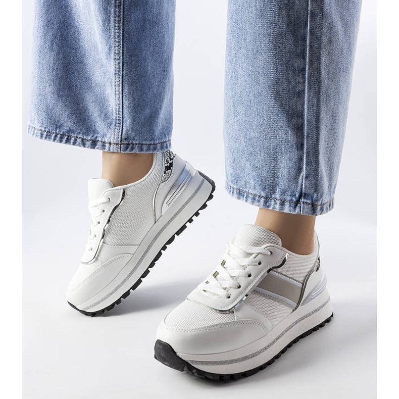 Tenisi albi cu inserții cu sclipici de la Lang 1