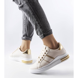 Adidași cu platformă bej de la Lanoie 1