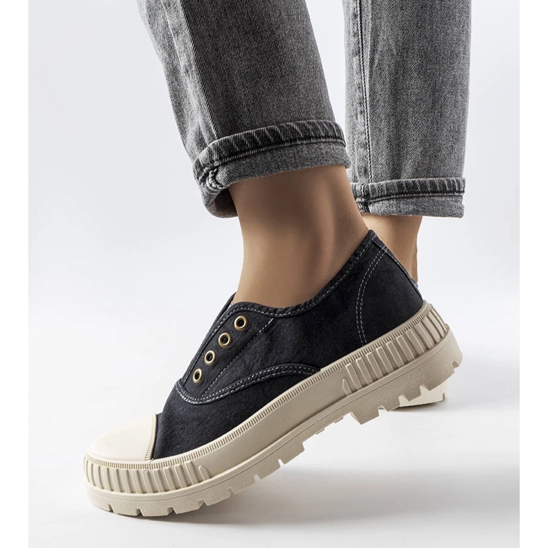 Tenisi negri de la Walton negru 1