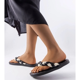 Flip-flops negri decorati cu perle de conifere negru 1