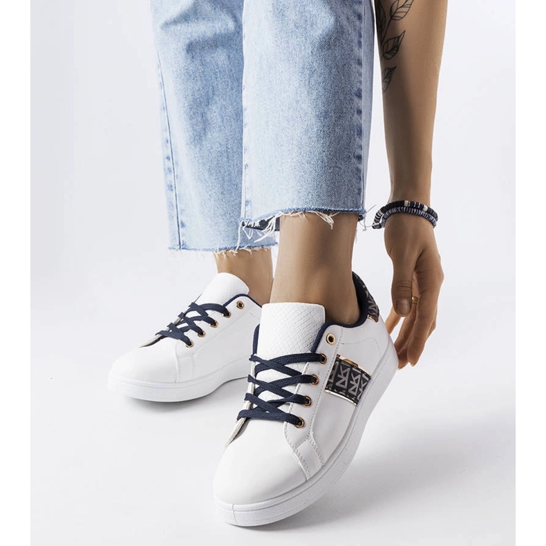 Inna Adidași albi cu căptușeală decorată de la Sauriol 1