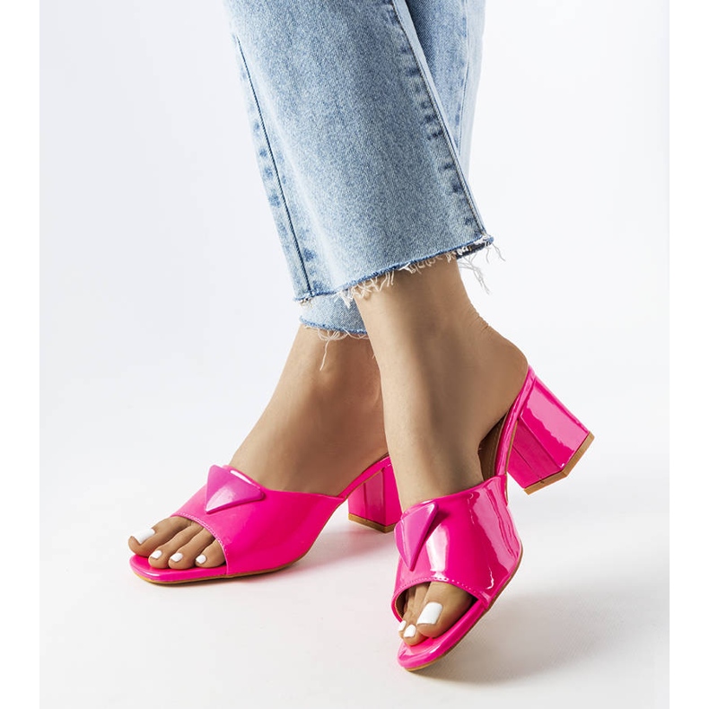 Glisoare pentru stâlpi de ramură lăcuite în roz 2