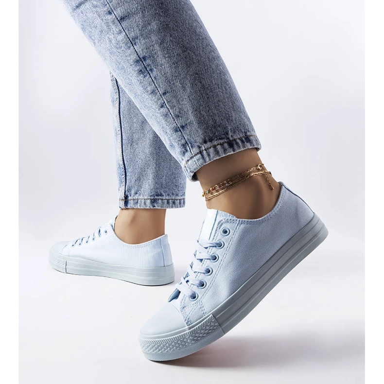 Adidasi albastri de la Esmeraude albastru 1