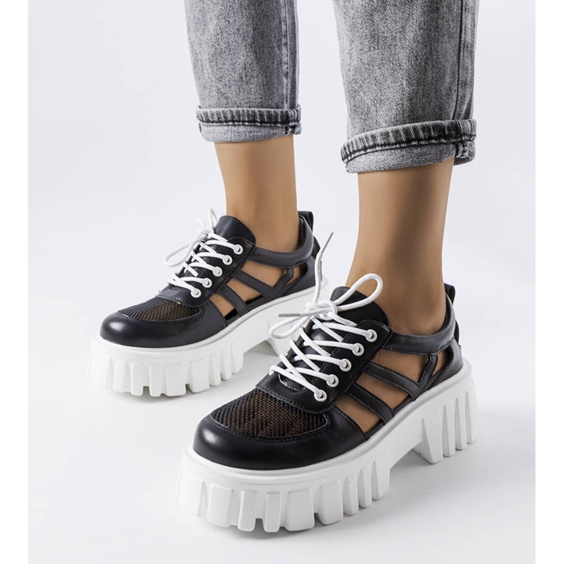 Brogues negri cu talpă masivă Emaline negru 1