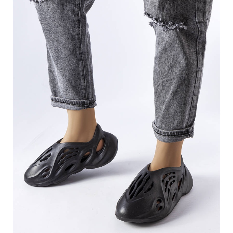 Tobogane din spumă neagră Julienne negru 2 Tobogane din spumă neagră Julienne negru 2