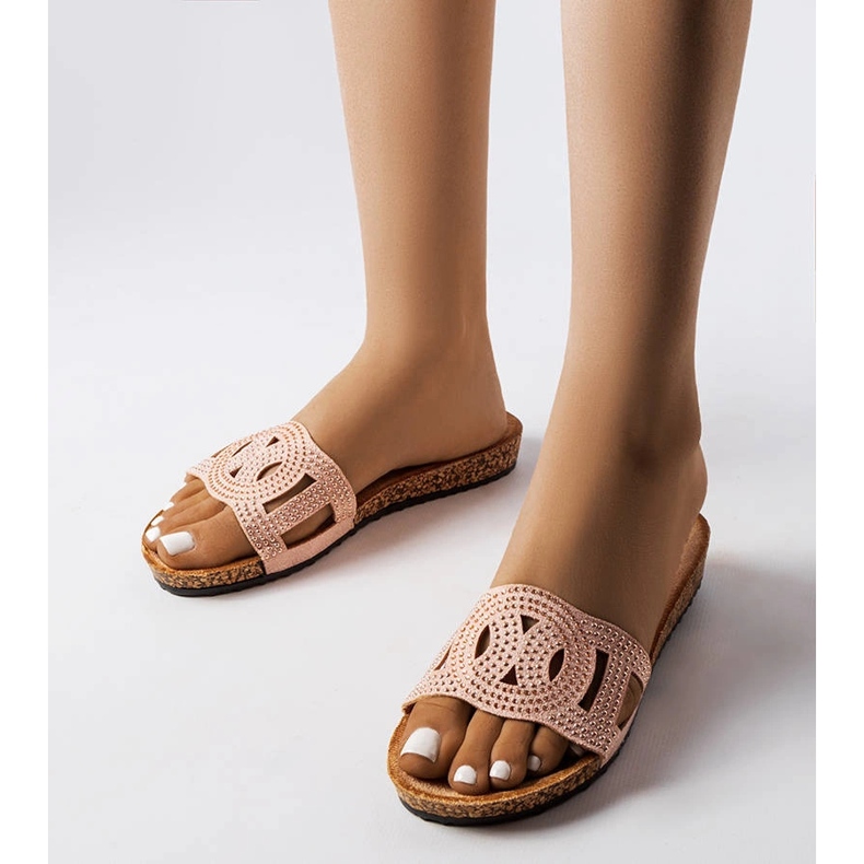 Tobogane roz decorate cu jeturi Lagacé 1