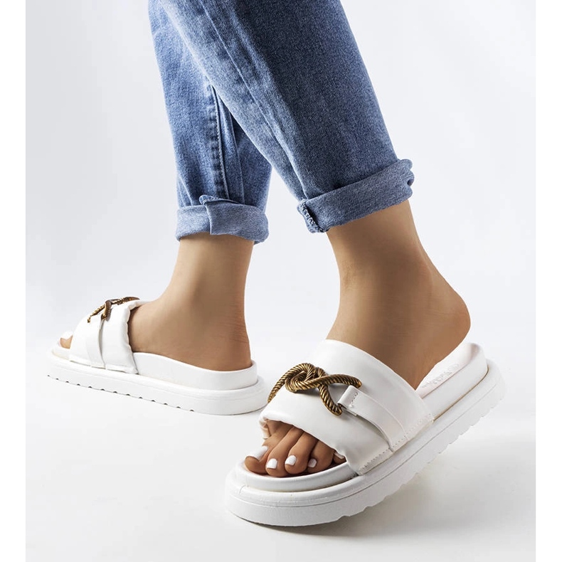 Sandale albe cu platformă de la Frédérique 2