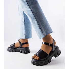 Vinceza Sandale negre pe o talpă Vincez masivă negru 1