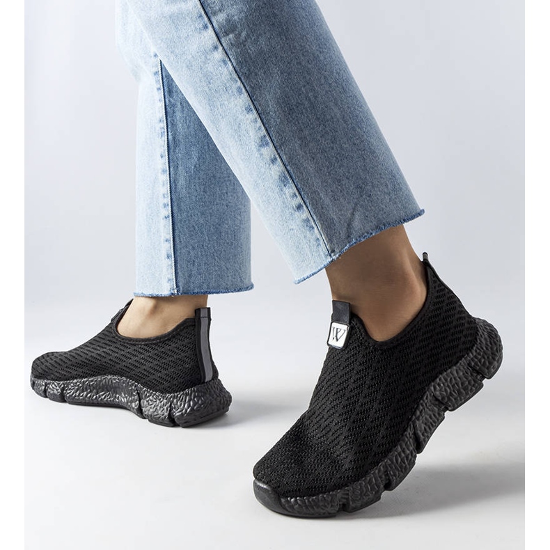 Tenisi negri cu slip-on de la Yellville negru 1