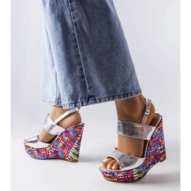 Sandale cu pană cu ornamente argintii de la Westtide 1