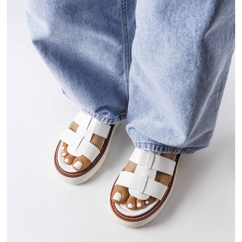 Sandale albe cu platforma Lola 2