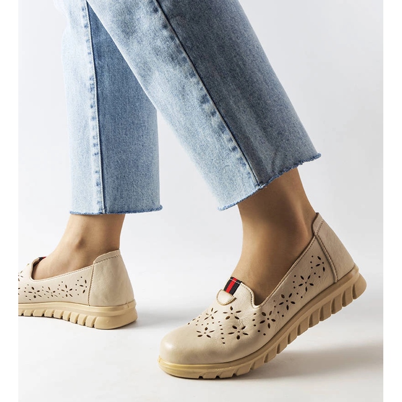 Mocasini lejeri bej de la Joli 1