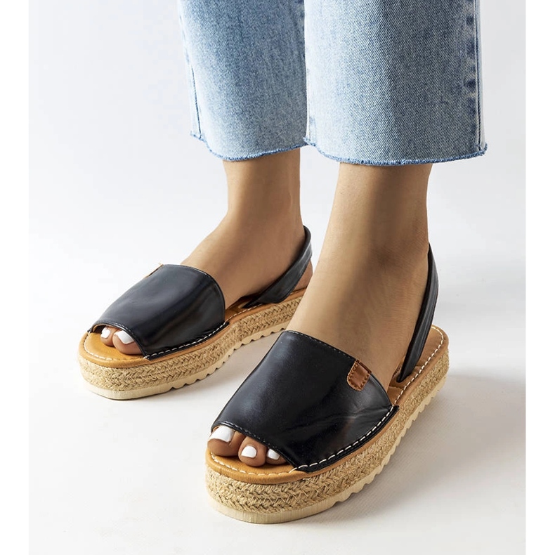 Espadrile negre cu platformă de la Sadbera negru 1