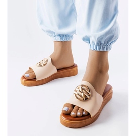 Sandale cu platformă bej de la Michelle 1