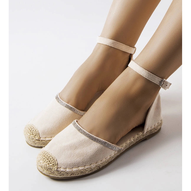 Espadrile bej de la Licia 1