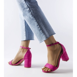 Sandale roz cu toc mic de la Loorna 1