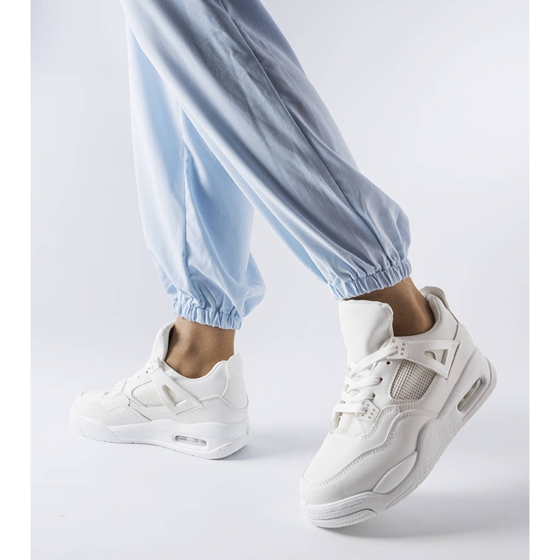 Tenisi albi din materiale combinate Malas 1